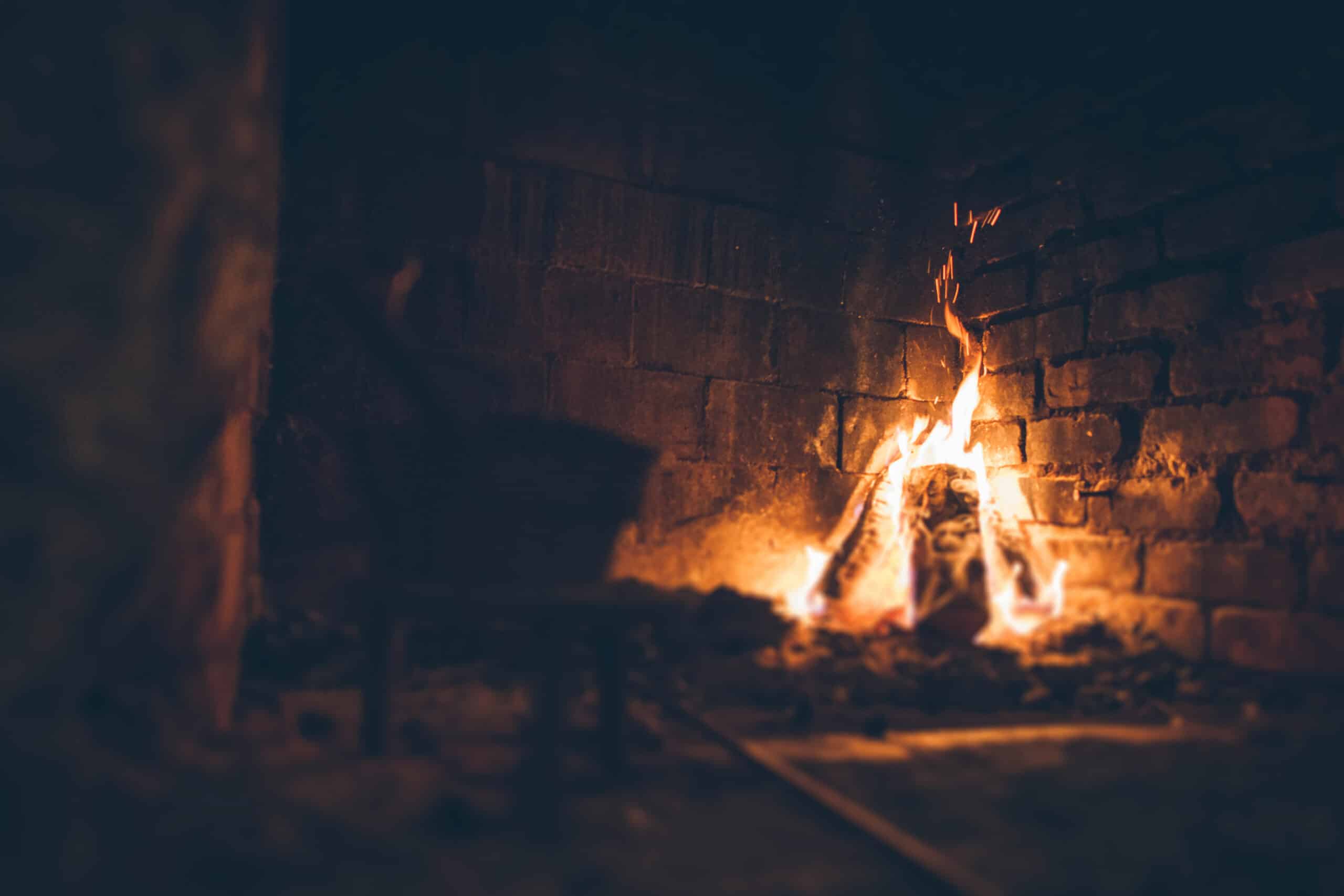 Takkatuli Savutuvan Apajalla